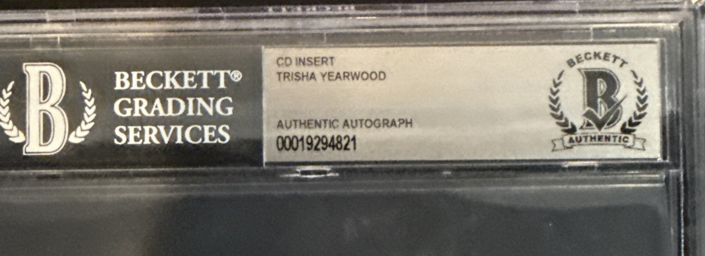 Trisha Yearwood SIGNED CD Insert “The Mirror” - Beckett BAS Encased Slab