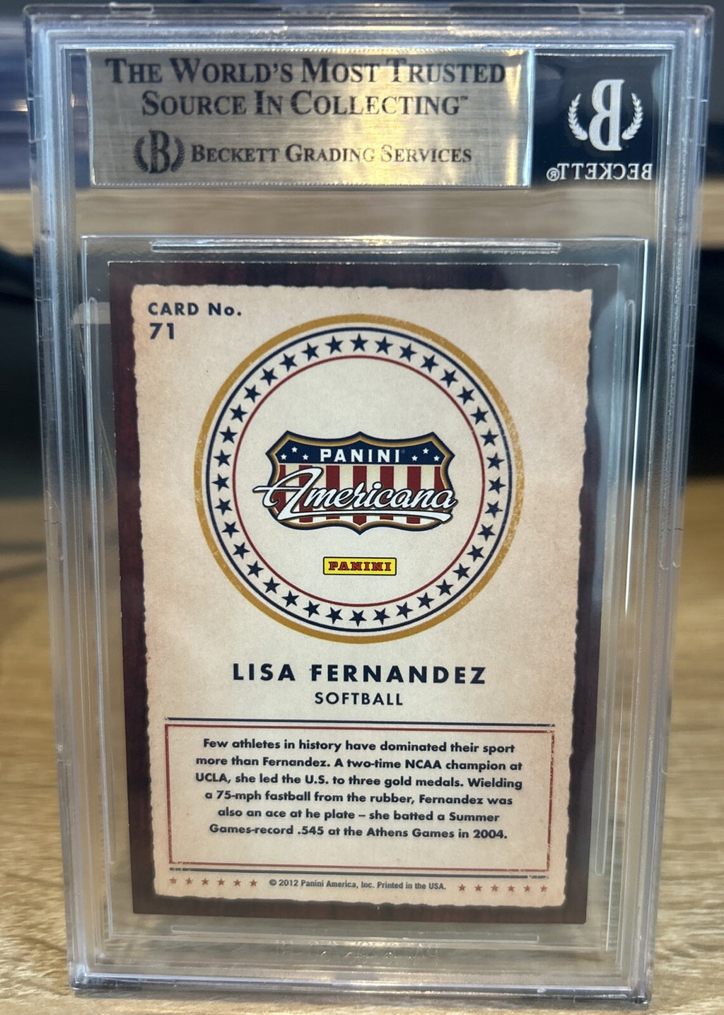 Signed Lisa Fernandez  2012 Panini Americana #71 Beckett BAS Slab