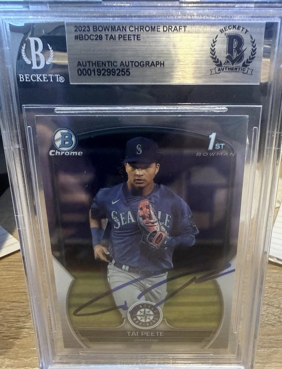 Signed 2023 Bowman Chrome Draft  #BDC28 - Tai Peete - Beckett BAS Slab