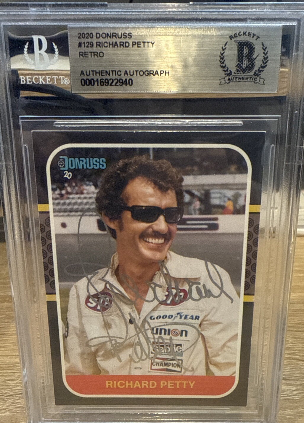 2020 Donruss Retro Richard Petty #129 Signed BAS Beckett Slabbed