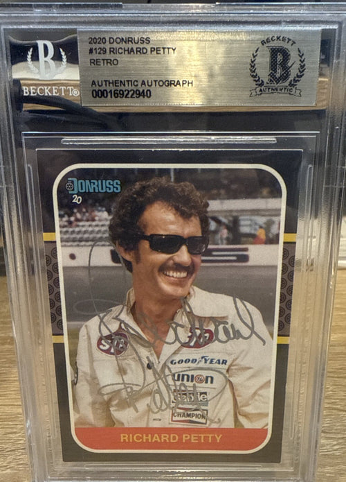 2020 Donruss Retro Richard Petty #129 Signed BAS Beckett Slabbed