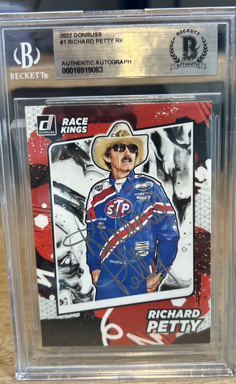 Signed Richard Petty 2022 Donruss Race Kings #1 BAS Beckett Slabbed