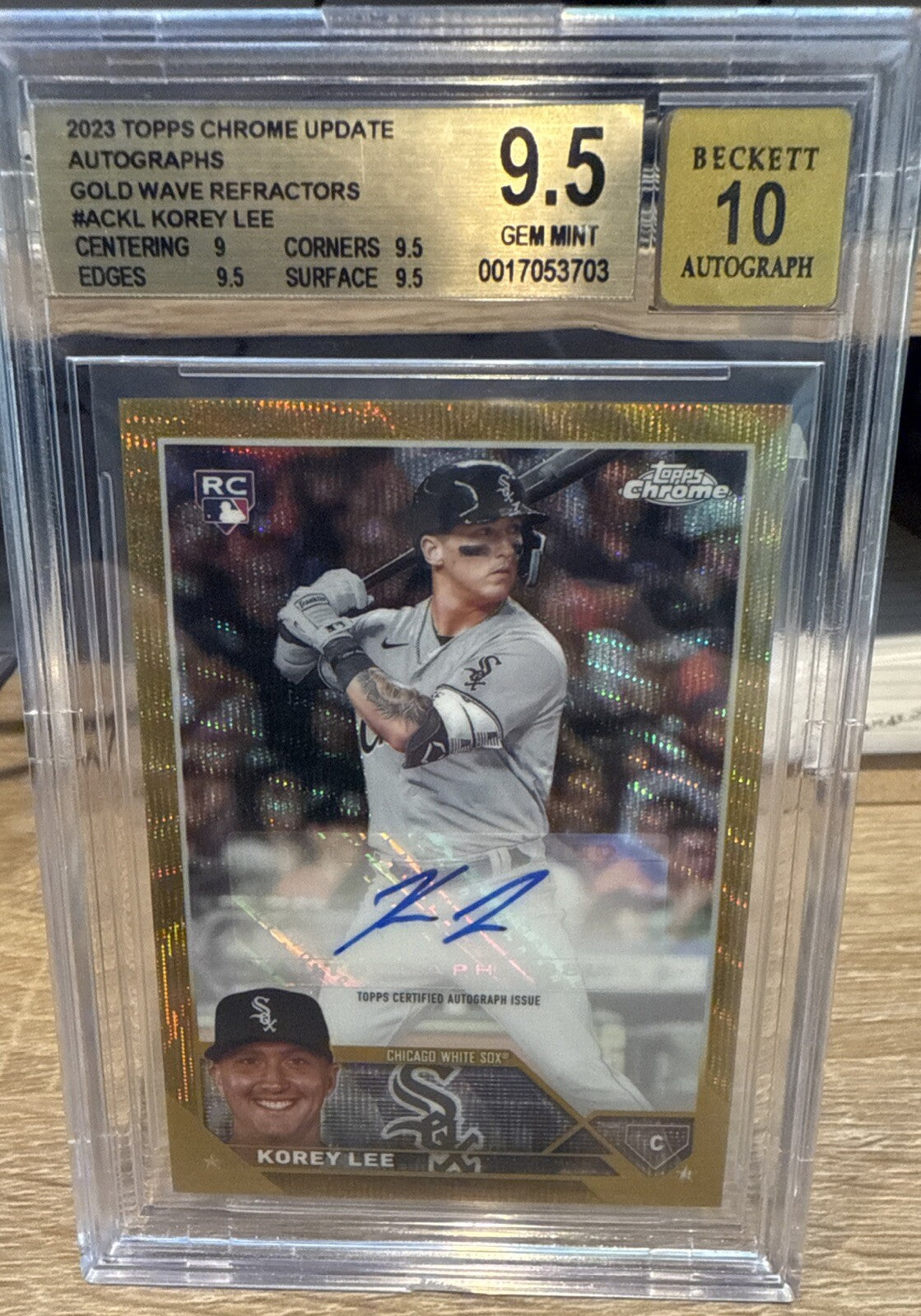 BGS 9.5 BAS 10 -2023 Topps Chrome Update KOREY LEE Gold Wave Ref Auto RC #d /50