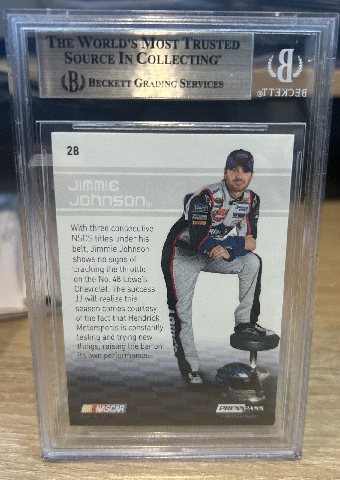 Signed 2009 Press Pass Premium JIMMIE JOHNSON #28 AUTOGRAPH BECKETT BAS Slab