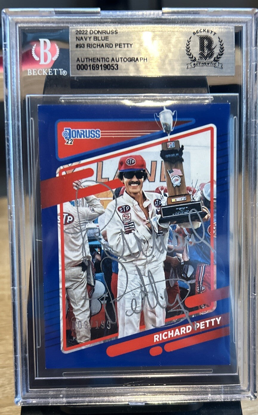 Signed Richard Petty 2022 Donruss Navy Blue /199 #93 BAS Beckett Slabbed