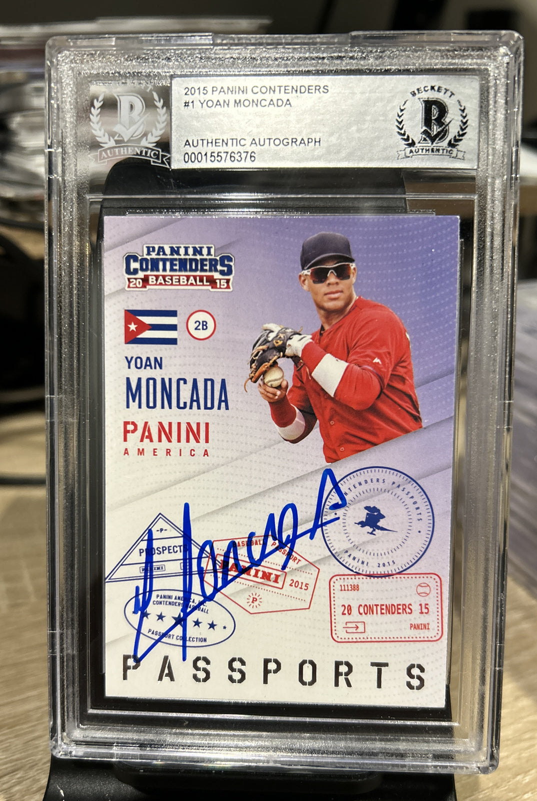 Signed 2015 Panini Contenders #1 Yoan Moncada Passports Beckett BAS Slab Auto