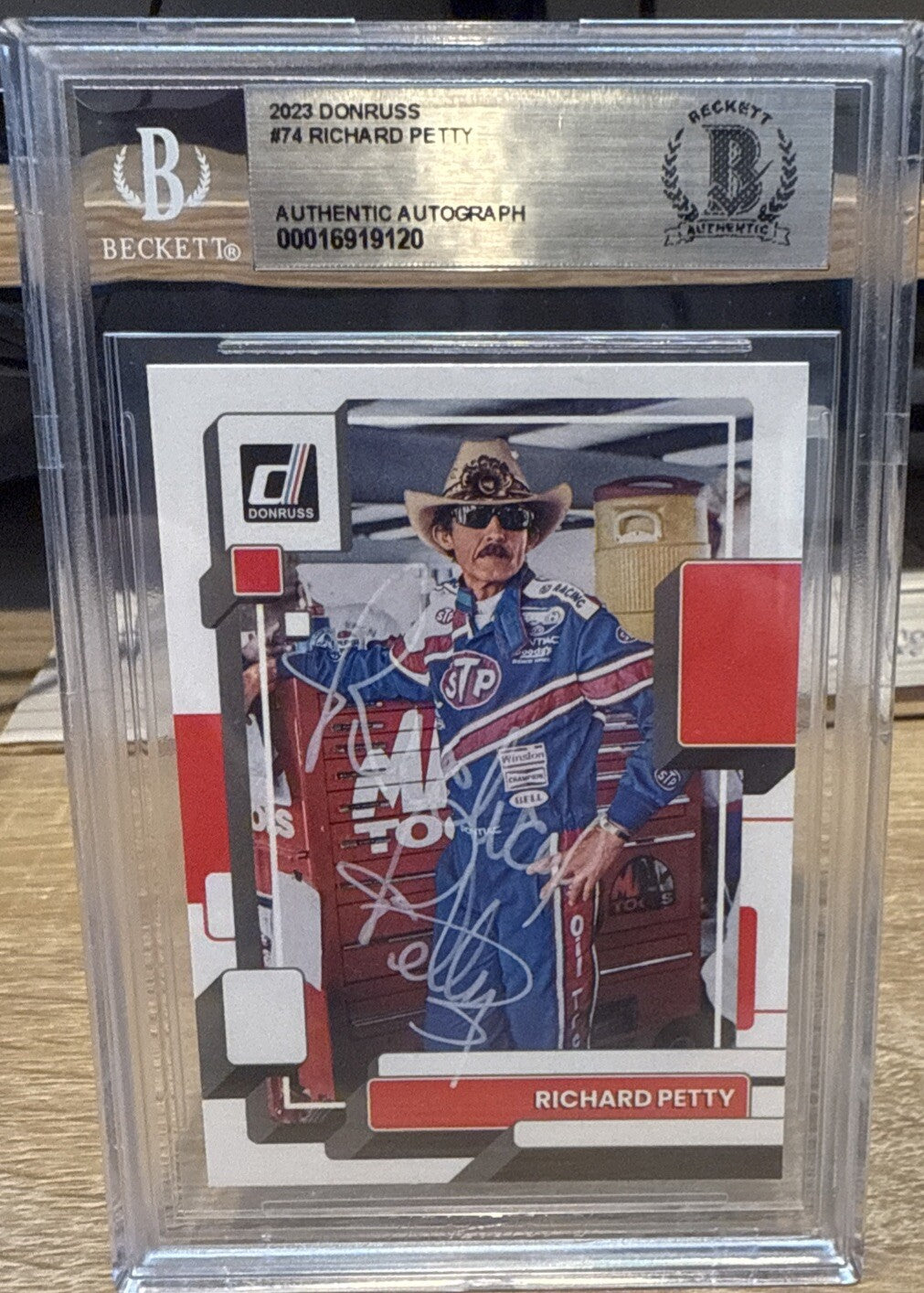 Signed 2023 Donruss #74 Richard Petty BAS Slab Beckett