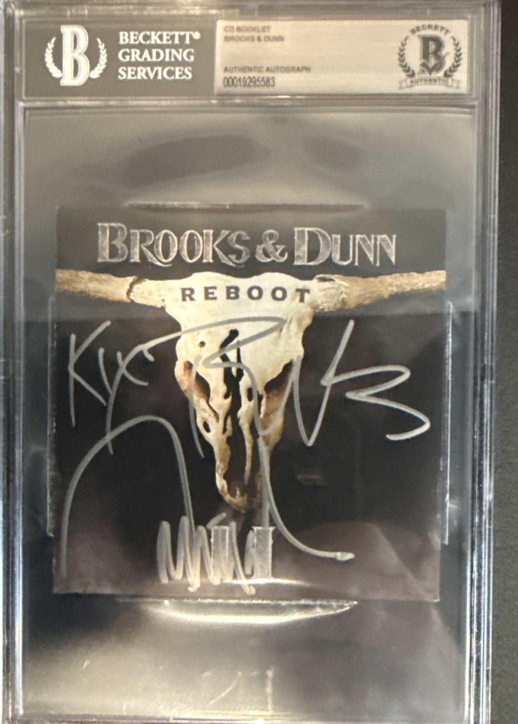 Brooks & Dunn SIGNED CD Booklet  “Reboot II” - Beckett BAS Encased Slab
