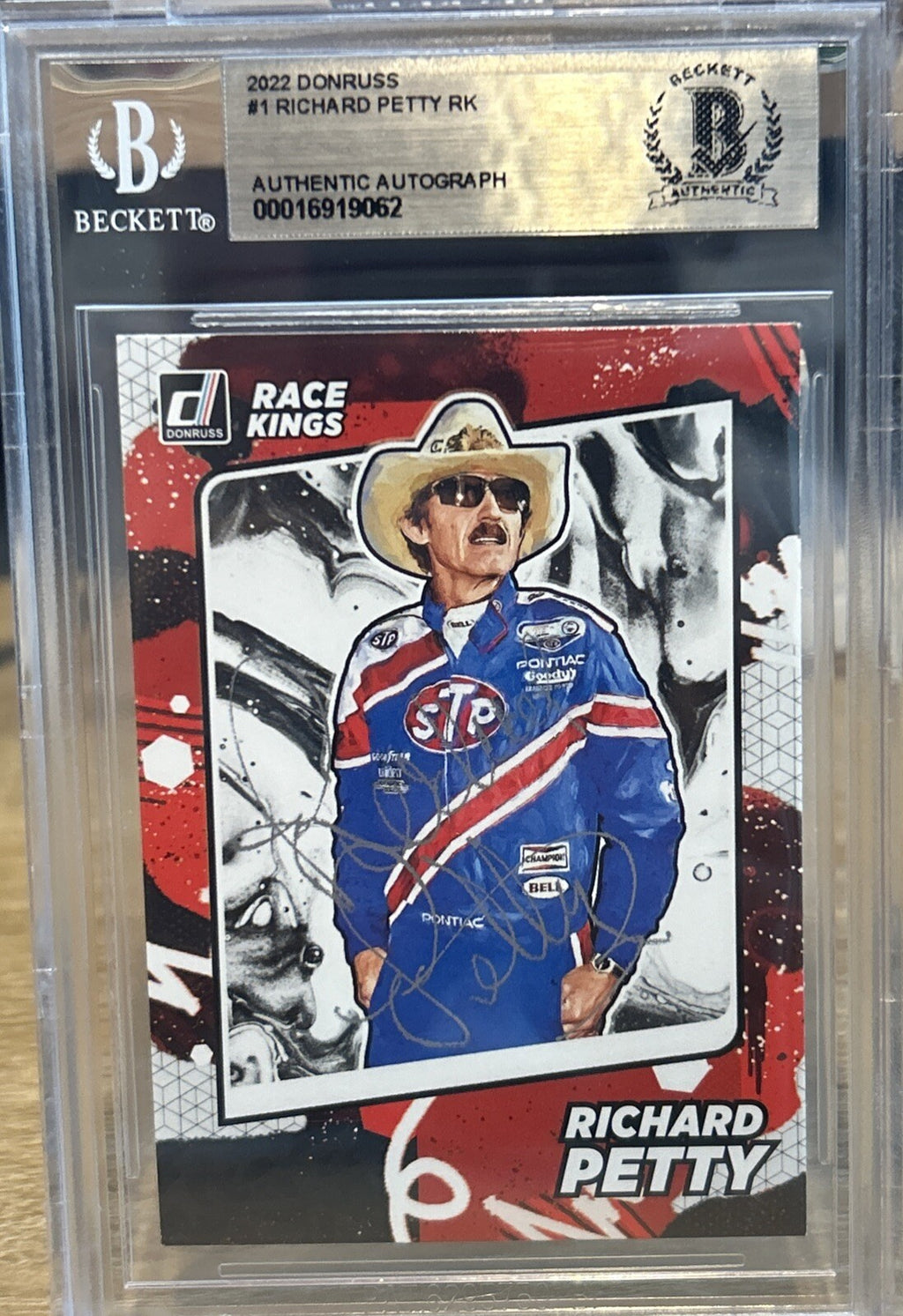 Signed Richard Petty 2022 Donruss Race Kings #1 BAS Beckett Slabbed