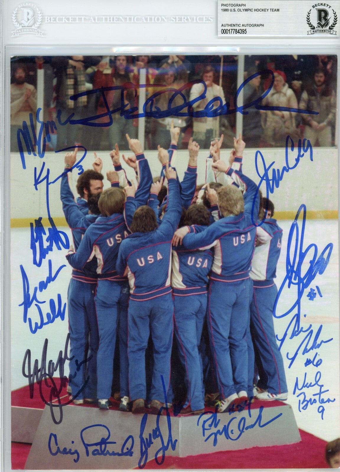 Signed 1980 USA Hockey Gold Winning 8x10 Photo by 13 - Beckett BAS Encased Photo