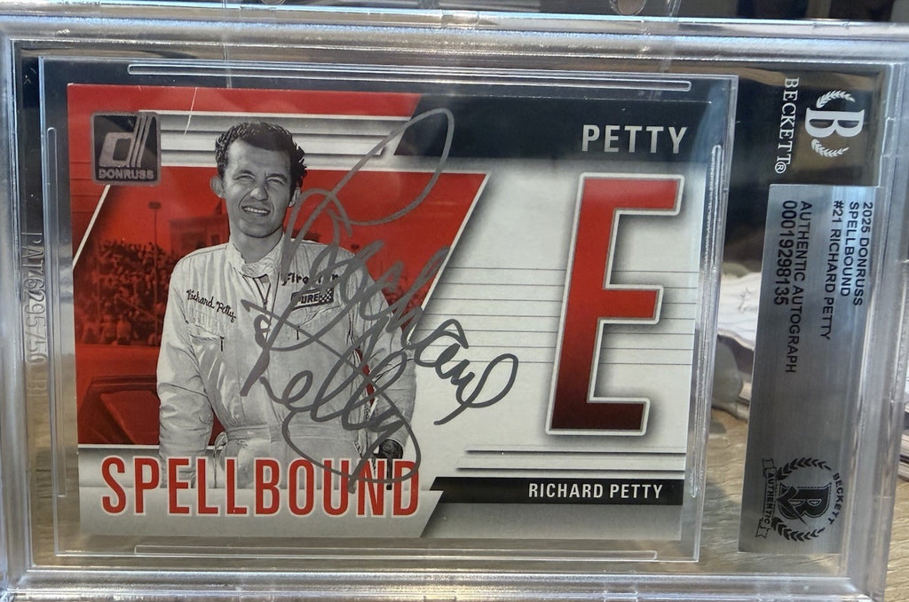 Signed Richard Petty 2025 Donruss Spellbound #21 - Beckett BAS Slab