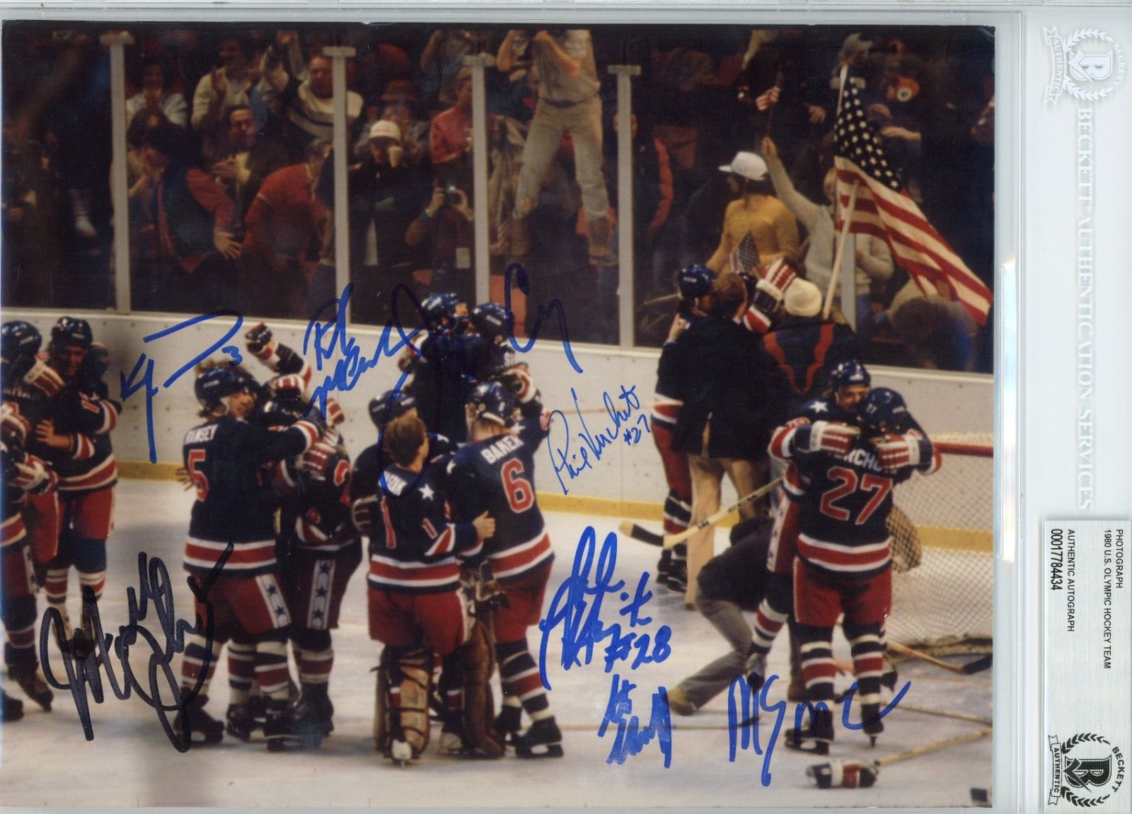 Signed 1980 USA Hockey Gold Winning 8x10 Photo by 7 - Beckett BAS Encased Photo