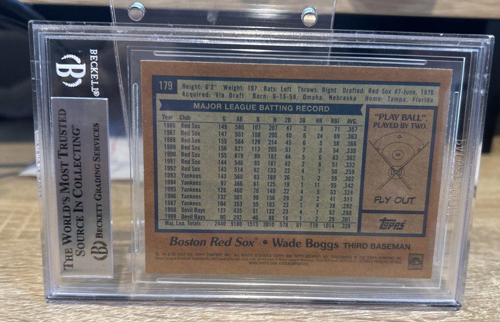 Signed 2022 Topps Archives #179 Wade Boggs Beckett BAS Slab
