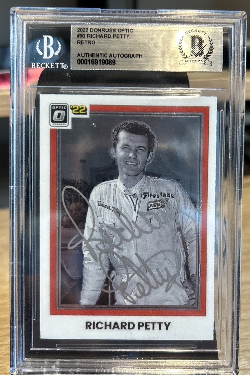 Signed Richard Petty 2022 Donruss Optic #90 BAS Beckett Slabbed