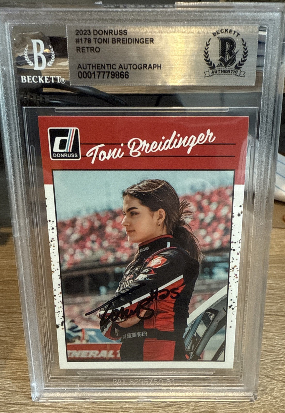 Signed 2023 Donruss Retro #178 Toni Breidinger - Beckett BAS Slab